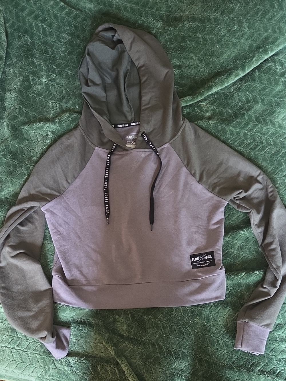 Flag Nor Fail Sz Xs Gray & Olive Green Cropped Hoodie for Women